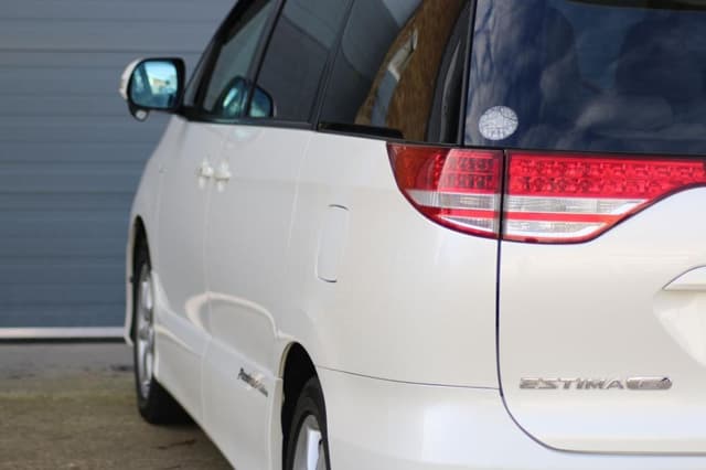 2007 Toyota JDM car for sale — photo 10 of 25