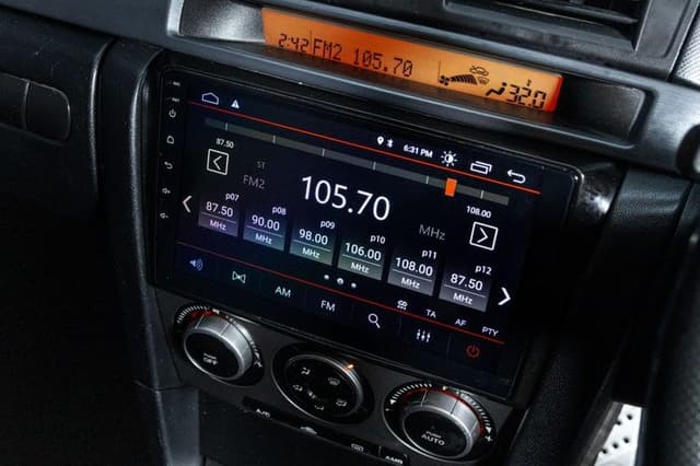2006 Mazda Axela JDM car for sale — photo 15 of 18