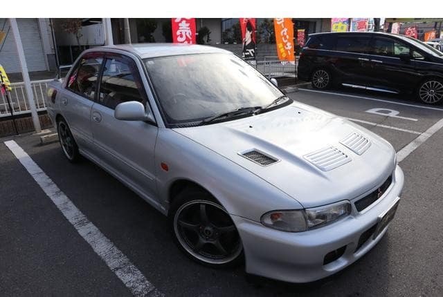 1993 Mitsubishi Lancer JDM car for sale — photo 4 of 25