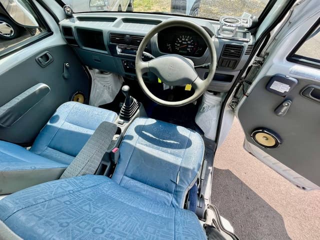 2000 Mitsubishi Minicab JDM car for sale — photo 16 of 25