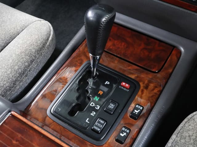 1997 Toyota Century JDM car for sale — photo 14 of 25