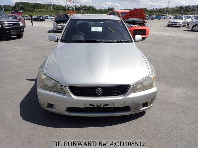 2001 Toyota Altezza JDM car for sale — photo 8 of 20
