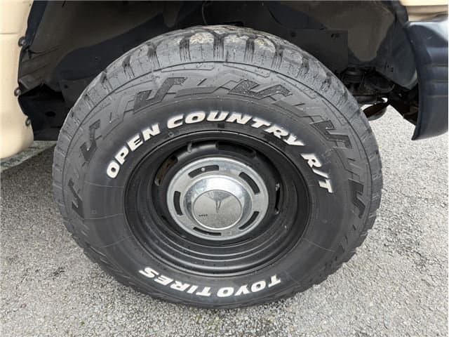 1998 Mitsubishi Pajero JDM car for sale — photo 20 of 25