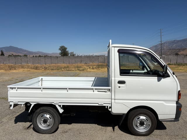 1997 Mitsubishi Minicab JDM car for sale — photo 8 of 25