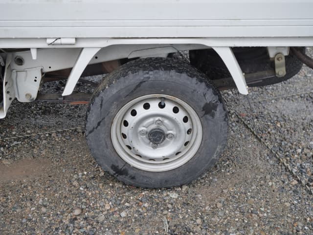 2002 Mitsubishi Minicab JDM car for sale — photo 22 of 25