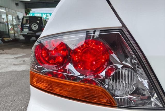 2003 Mitsubishi Lancer JDM car for sale — photo 17 of 25