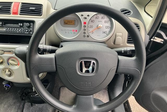 2004 Honda Life JDM car for sale — photo 15 of 19