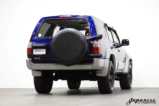 1996 Toyota Hilux JDM car for sale — photo 8 of 25