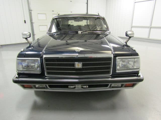 1991 Toyota Century JDM car for sale — photo 2 of 25