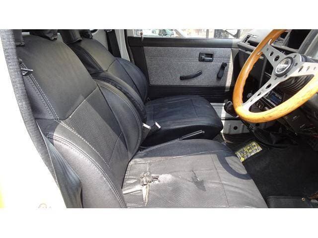 1990 Suzuki Jimny JDM car for sale — photo 13 of 20