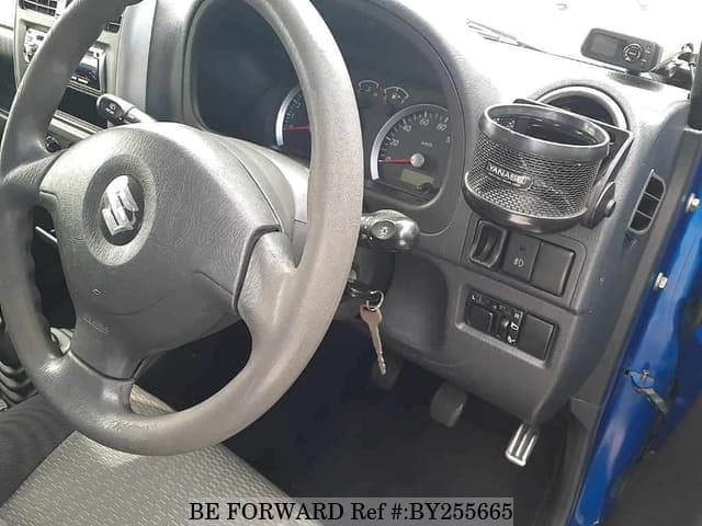 2004 Suzuki Jimny JDM car for sale — photo 3 of 8