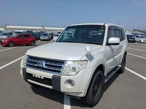 2011 Mitsubishi Pajero JDM car for sale