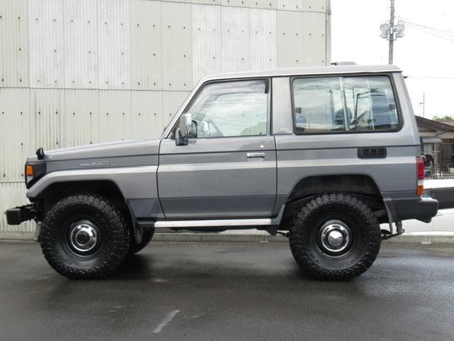 1996 Toyota Land Cruiser JDM car for sale — photo 5 of 9