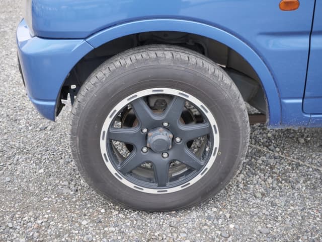 2002 Suzuki Jimny JDM car for sale — photo 19 of 25