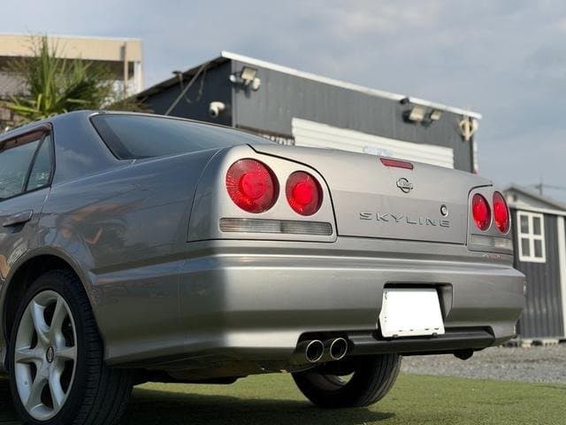 1998 Nissan Skyline JDM car for sale — photo 8 of 25
