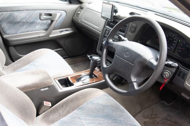 1996 Nissan Stagea JDM car for sale — photo 9 of 15