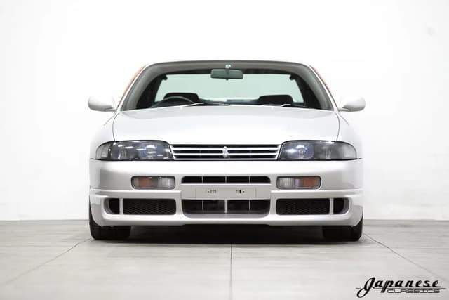 1995 Nissan Skyline JDM car for sale — photo 2 of 25