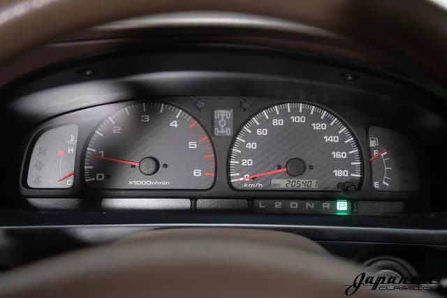 2000 Toyota Hilux Surf JDM car for sale — photo 13 of 25