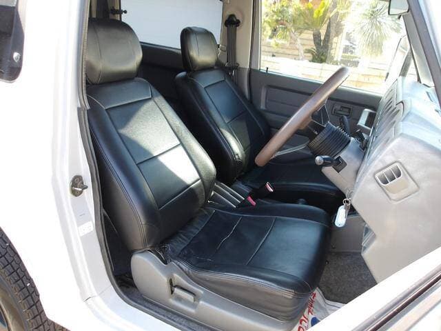 1998 Suzuki Jimny JDM car for sale — photo 10 of 20