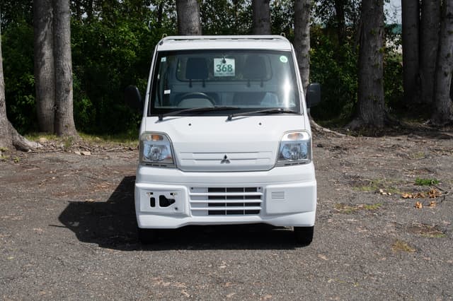 2000 Mitsubishi Minicab JDM car for sale — photo 2 of 14