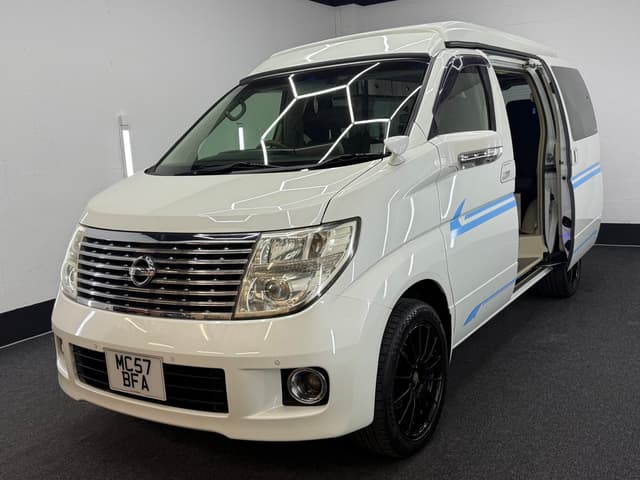 2007 Nissan Elgrand JDM car for sale — photo 5 of 25