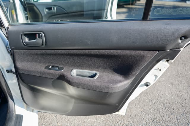2001 Mitsubishi Lancer Evolution JDM car for sale — photo 18 of 25