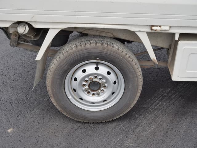 2002 Mitsubishi Minicab JDM car for sale — photo 22 of 25