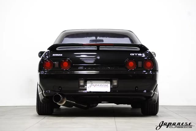 1991 Nissan Skyline JDM car for sale — photo 7 of 25