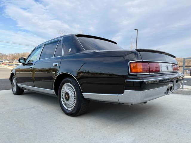 2000 Toyota Century JDM car for sale — photo 7 of 14