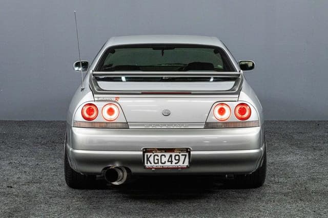 1996 Nissan Skyline JDM car for sale — photo 8 of 19