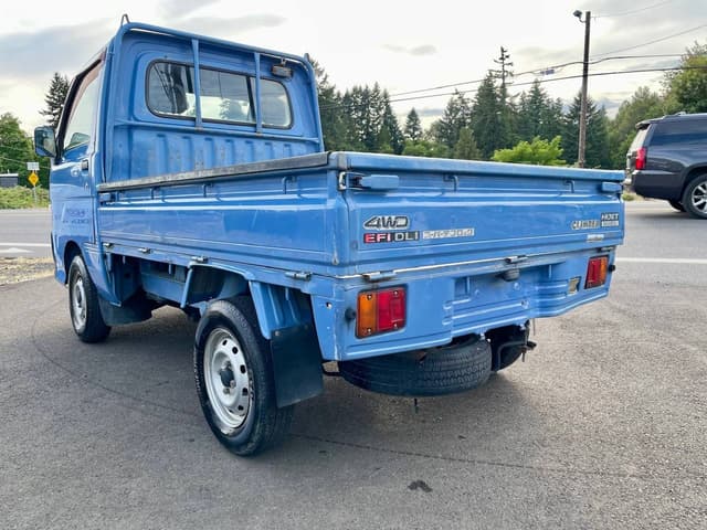 1999 Daihatsu Hijet JDM car for sale — photo 5 of 25