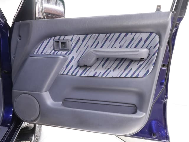 1996 Toyota Land Cruiser Prado JDM car for sale — photo 25 of 25