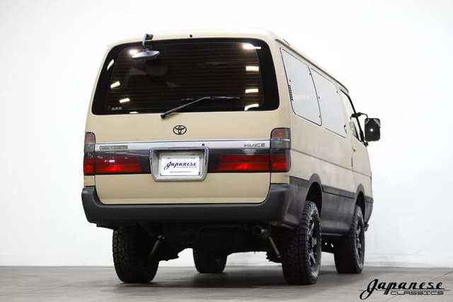 1997 Toyota HiAce JDM car for sale — photo 8 of 25
