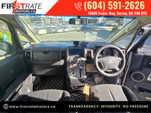 2007 Mitsubishi Delica JDM car for sale — photo 15 of 21