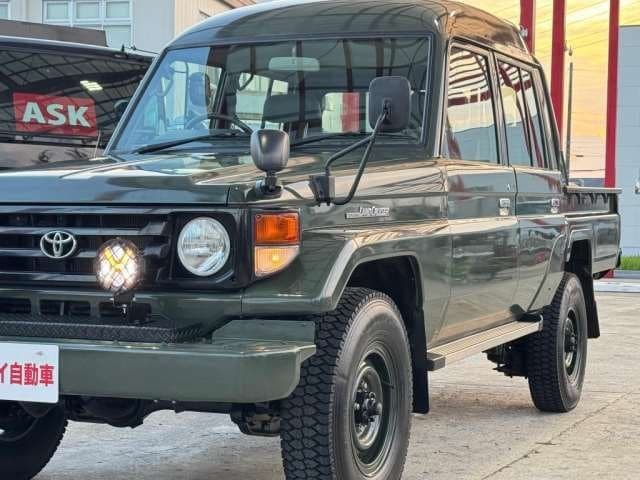 2001 Toyota Land Cruiser JDM car for sale — photo 10 of 25