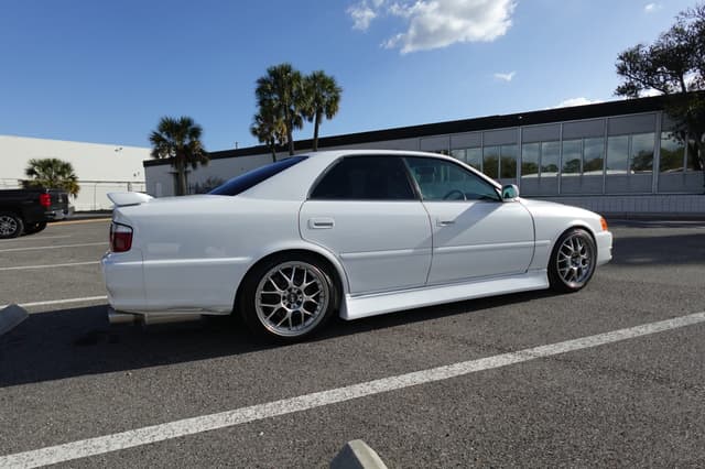 1998 Toyota Chaser JDM car for sale — photo 7 of 18