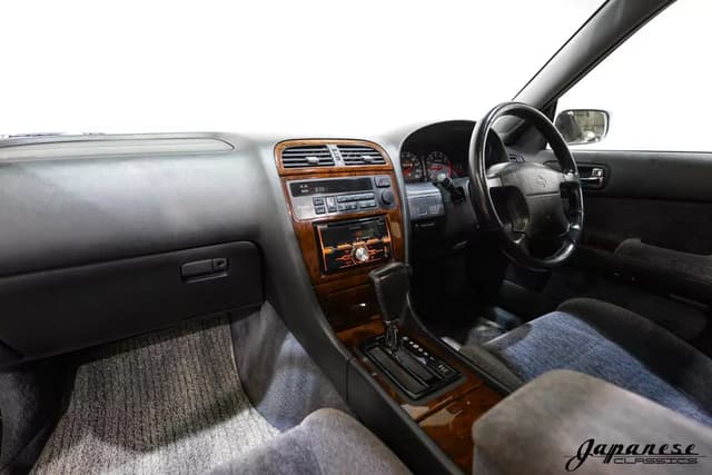 1995 Nissan Cedric JDM car for sale — photo 9 of 25