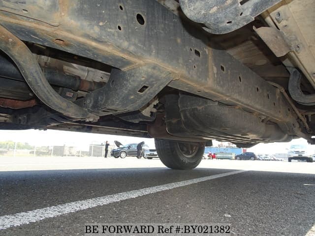 2006 Toyota Land Cruiser Prado JDM car for sale — photo 17 of 25