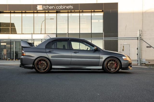 2006 Mitsubishi Lancer Evolution JDM car for sale — photo 10 of 20