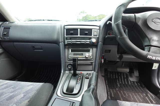 2000 Nissan Skyline JDM car for sale — photo 13 of 18