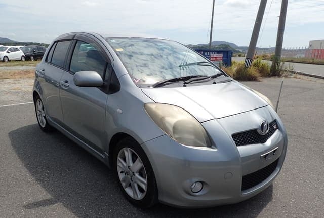 2006 Toyota Vitz JDM car for sale — photo 7 of 25