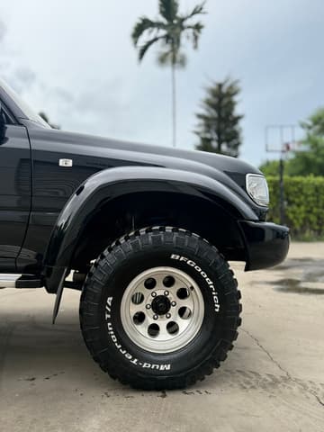 1994 Toyota Land Cruiser JDM car for sale — photo 6 of 17