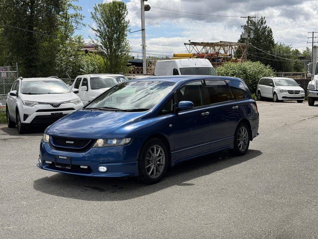 2006 Honda Odyssey JDM car for sale — photo 3 of 10