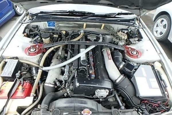 1994 Nissan Skyline JDM car for sale — photo 2 of 8