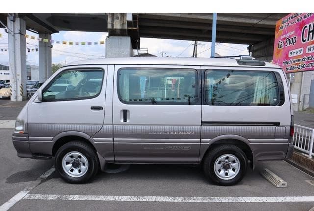 1996 Toyota HiAce JDM car for sale — photo 5 of 25