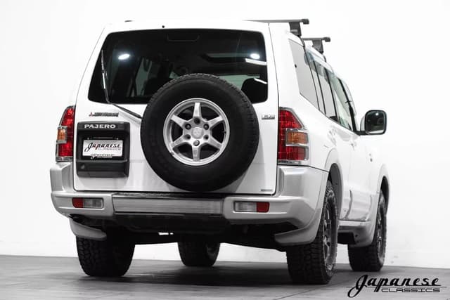 2000 Mitsubishi Pajero JDM car for sale — photo 8 of 25