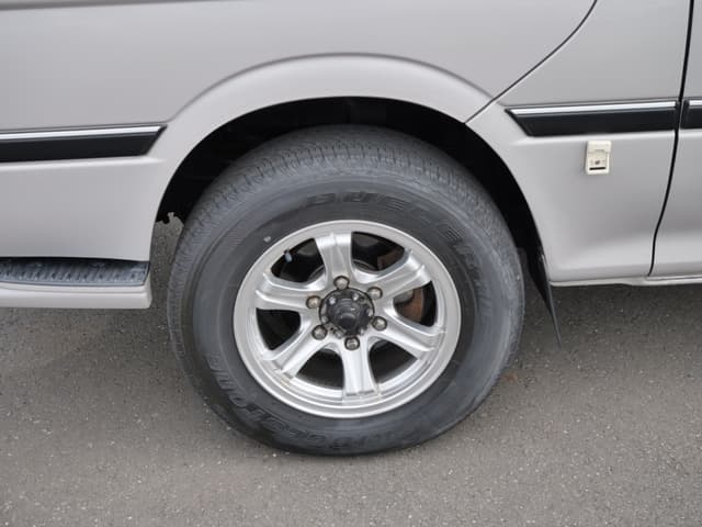 2001 Toyota HiAce JDM car for sale — photo 22 of 25
