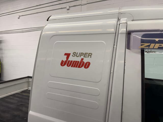 1995 Daihatsu Hijet JDM car for sale — photo 6 of 22