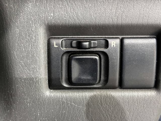 1999 Suzuki Jimny JDM car for sale — photo 17 of 25