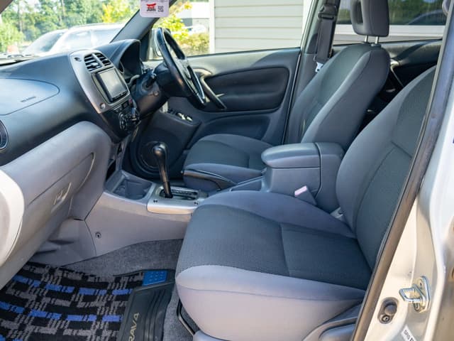 2001 Toyota RAV4 JDM car for sale — photo 13 of 15